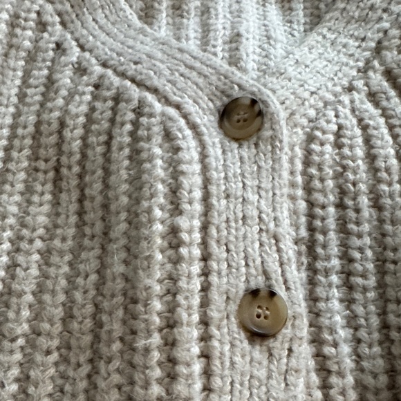 Cozy Cream Knit Cardigan Sweater - Picture 4 of 5